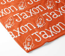 Load image into Gallery viewer, Personalized Kid Blanket - Name and Space Ship - The Little Arrows