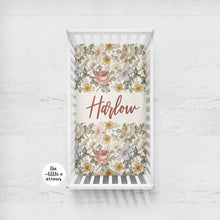 Load image into Gallery viewer, Personalized Crib Sheet - the Harlow collection - natural - The Little Arrows