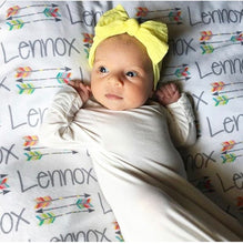 Load image into Gallery viewer, Personalized Blanket - Triple Colored Arrows