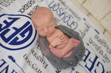 Load image into Gallery viewer, Personalized Plush Blanket - All over Arrow - The Little Arrows