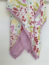 Load image into Gallery viewer, *Floral Luxe Blanket - The Little Arrows
